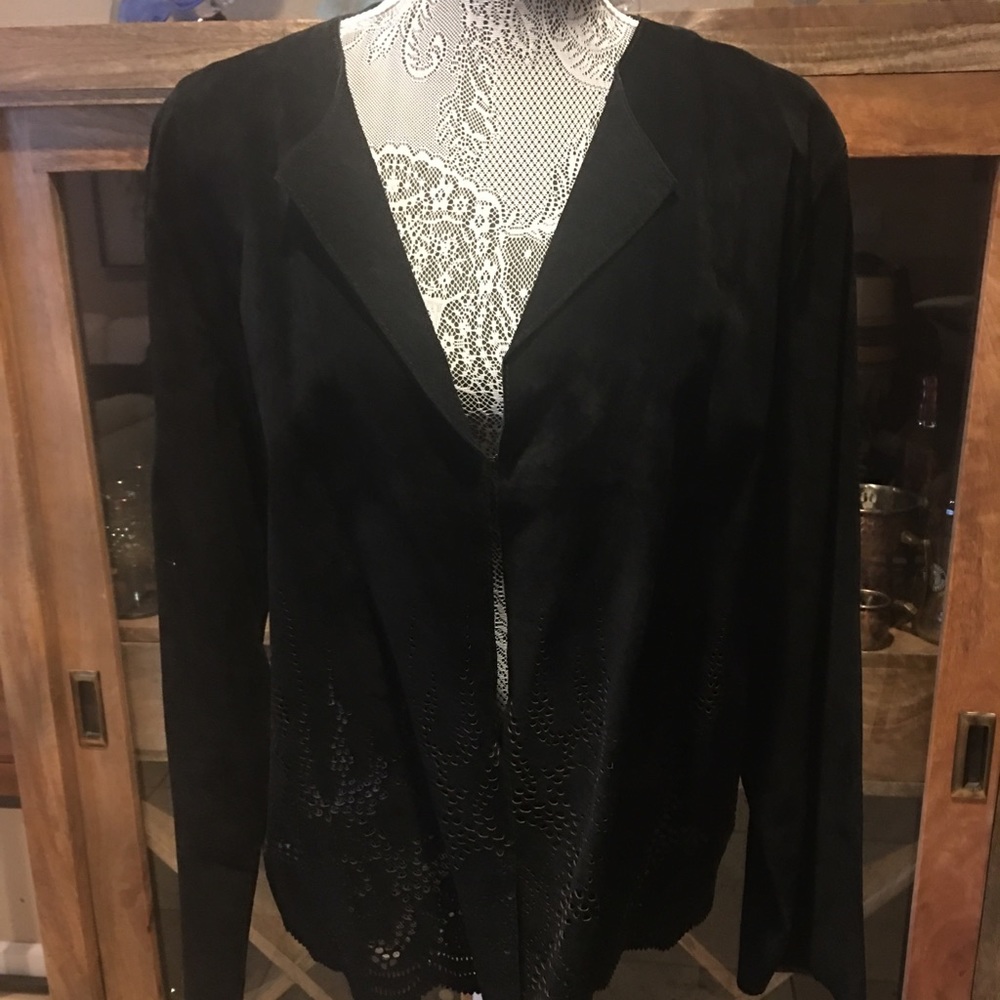 Chico’s black suede laser cut jacket sz 3